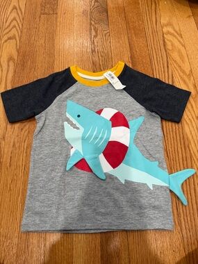 GAP Toddler Boy Shark T Shirt 4T Brand New With Tags